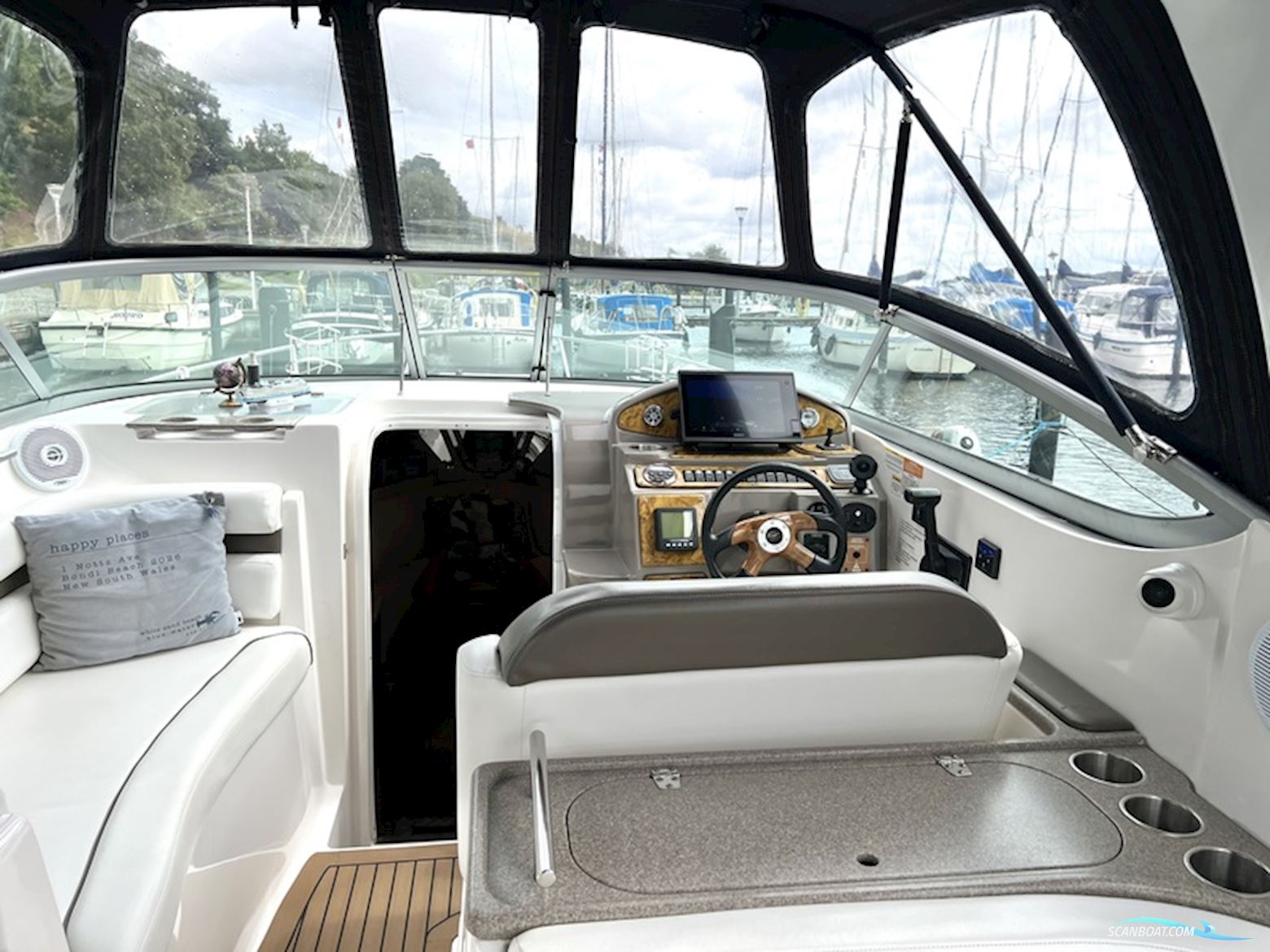 Rinker 280 Express Diesel