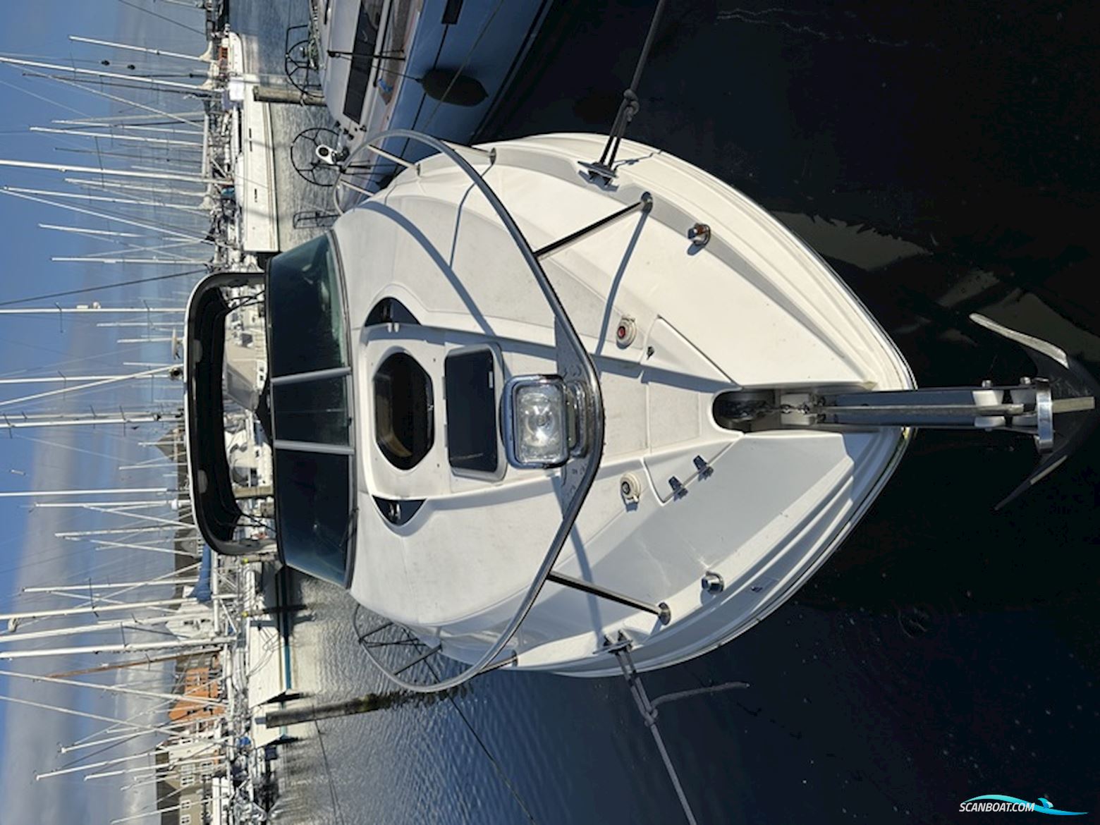 Rinker 310 Express Cruiser