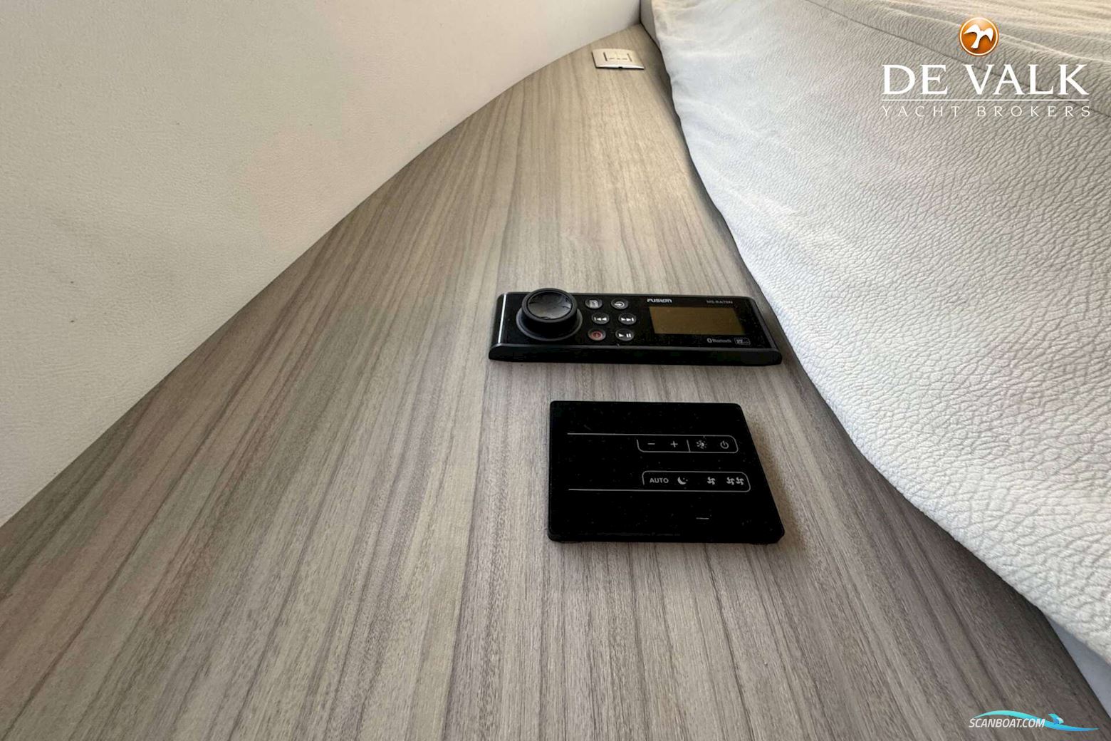 Rio Yachts Daytona 35