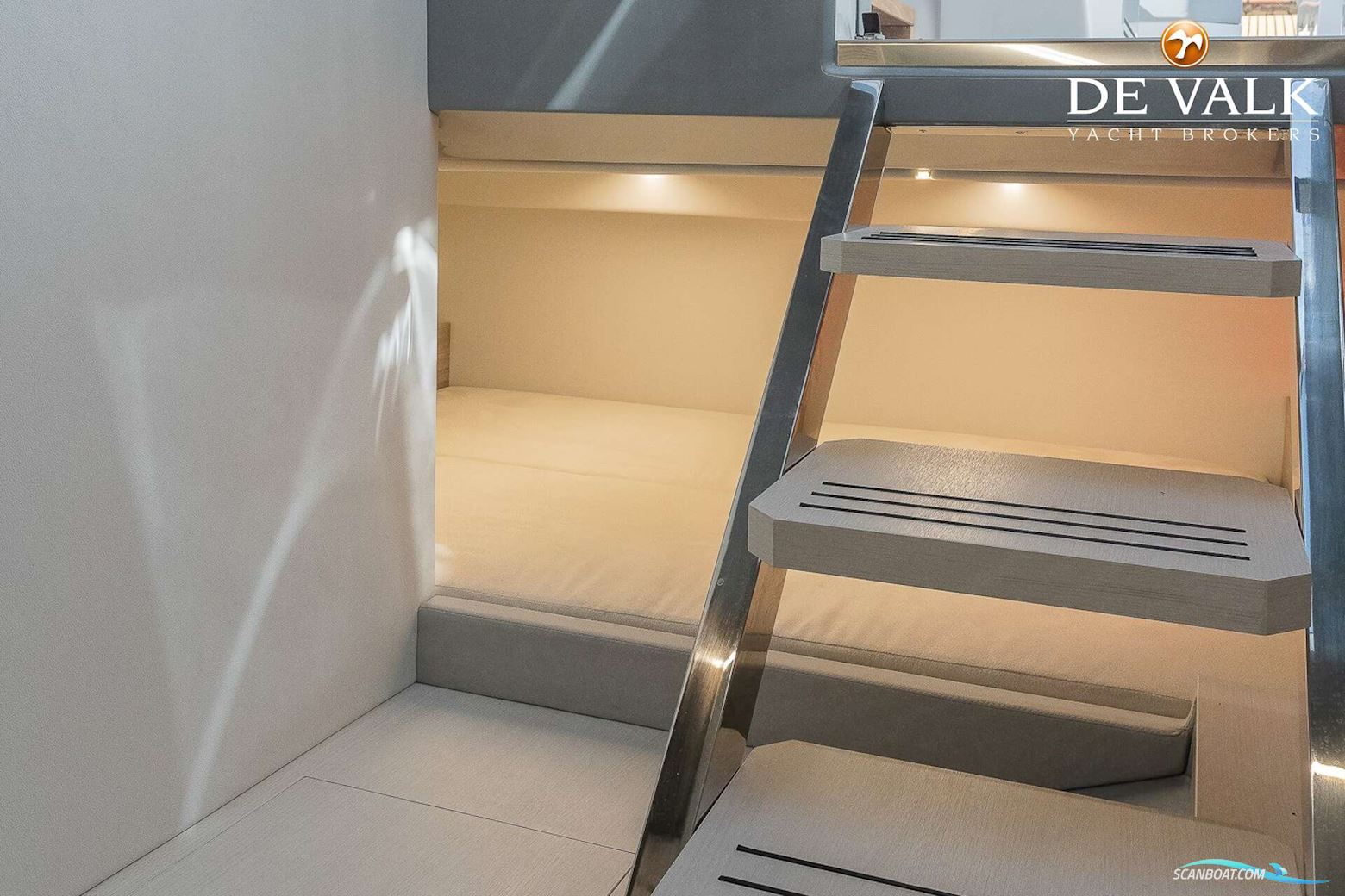 Rio Yachts Daytona 35