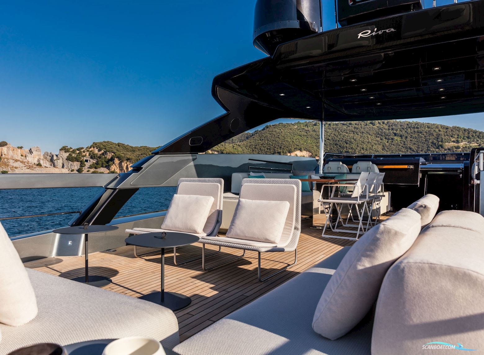 Riva 100′ Corsaro