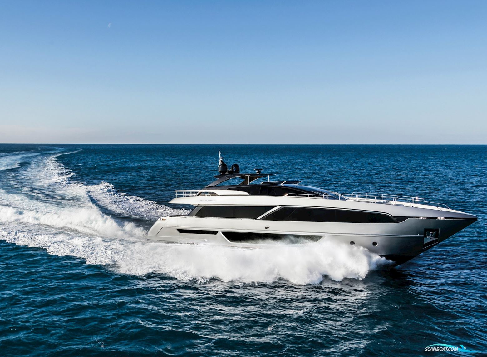 Riva 100′ Corsaro