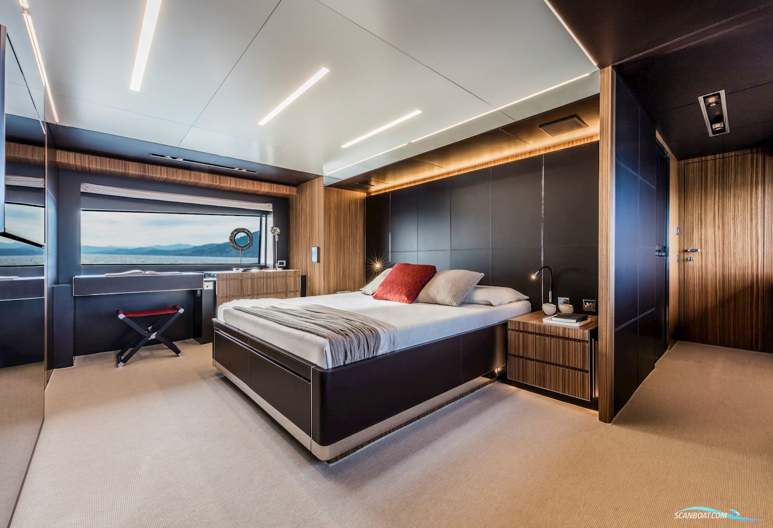 Riva 100′ Corsaro