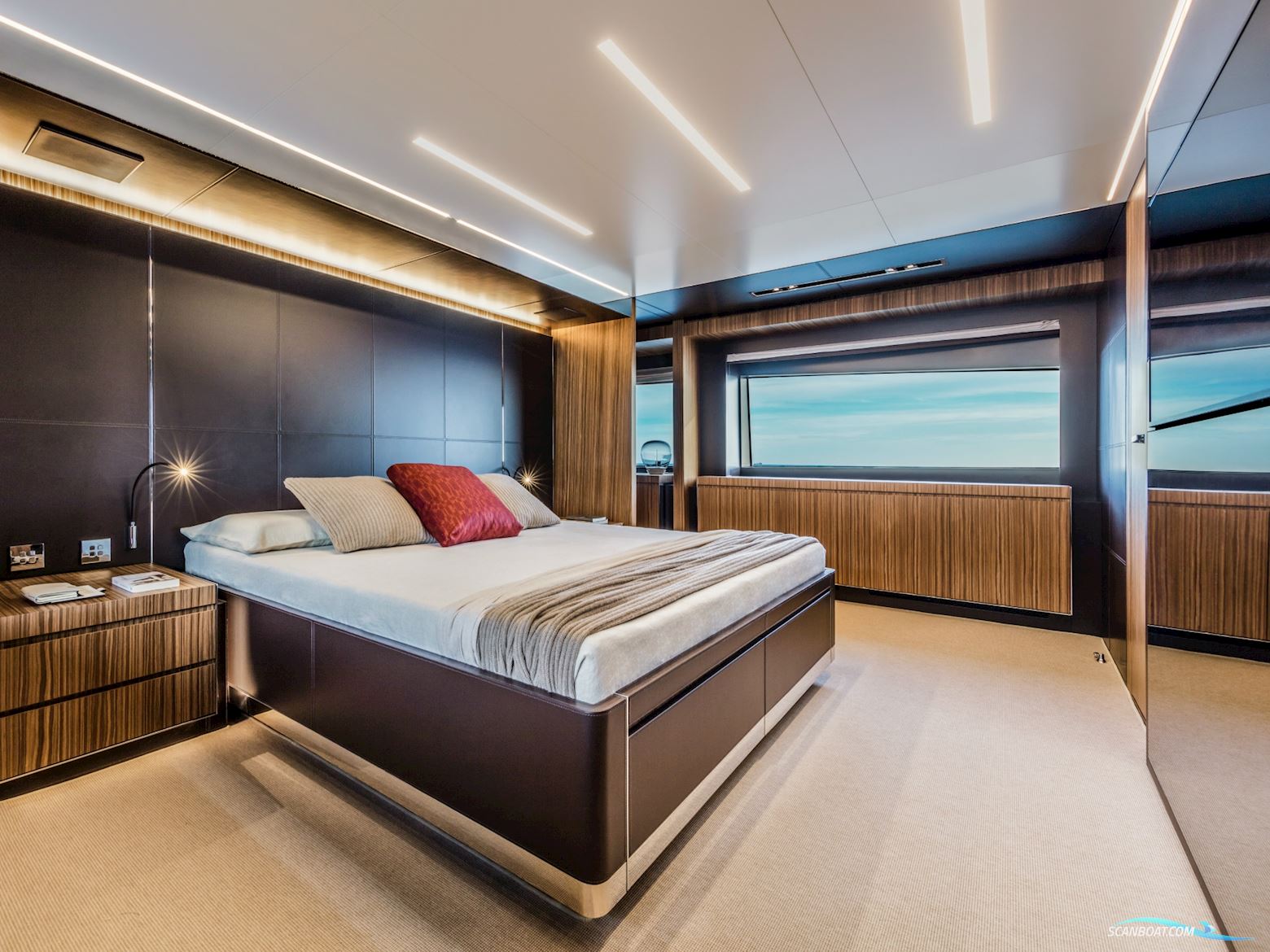 Riva 100′ Corsaro