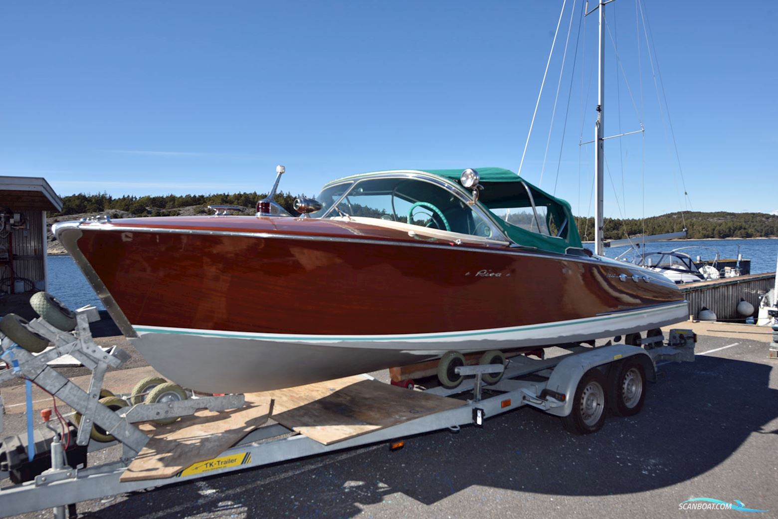 Riva Riva Ariston