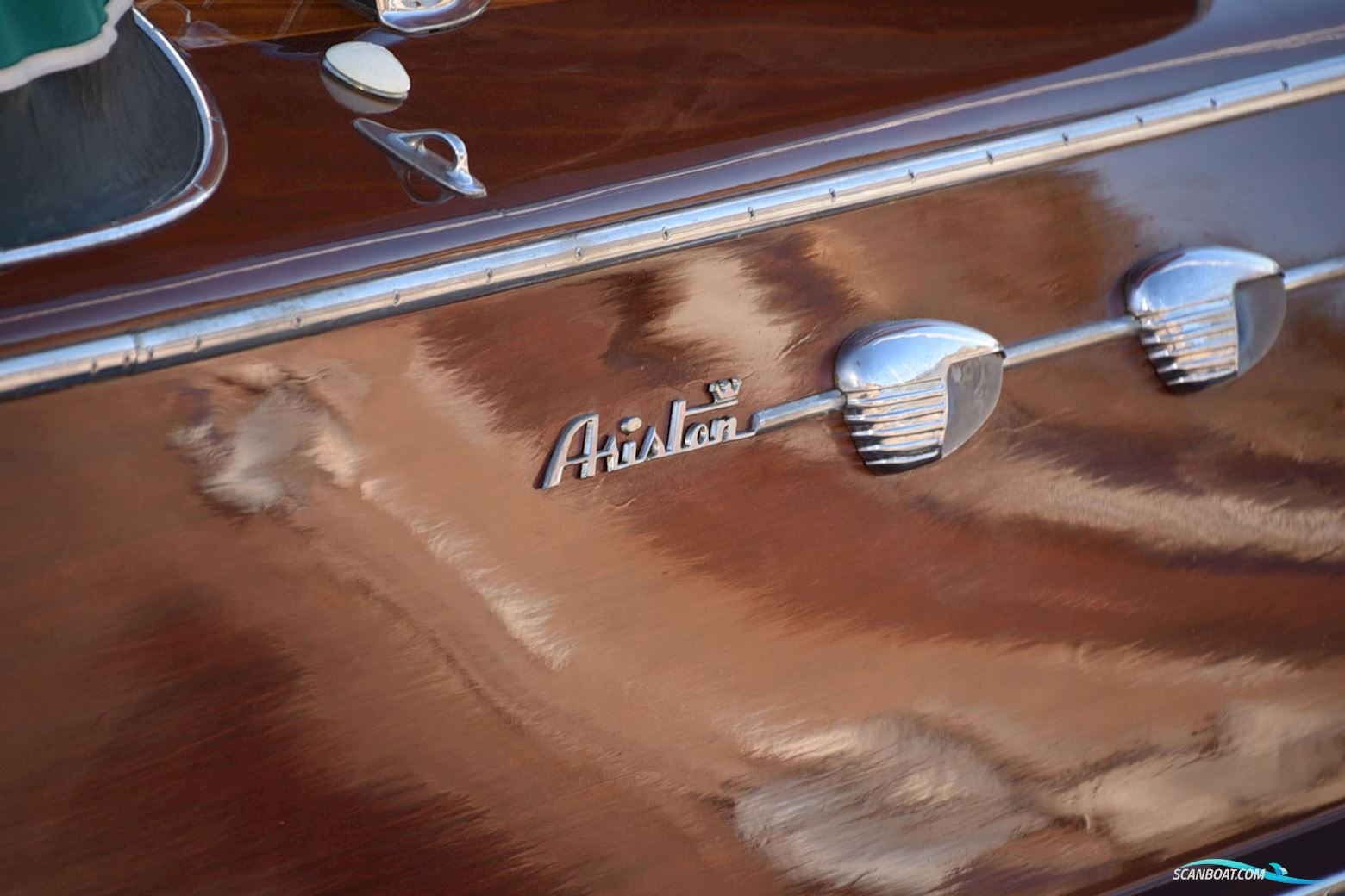 Riva Riva Ariston