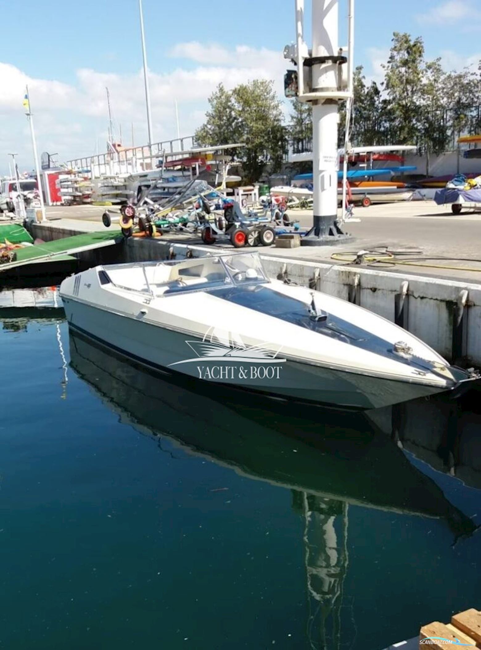 Riva St. Tropez Motorboat 1976, with Crusader engine, Germany