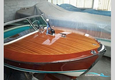 Riva Super Florida Motorboat 1959, with Chris Craft V8 Base GM engine, Portugal