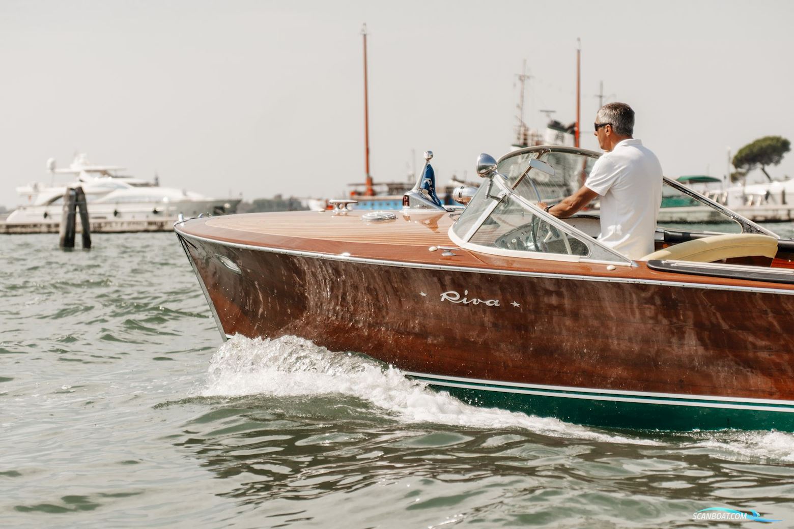 Riva Tritone