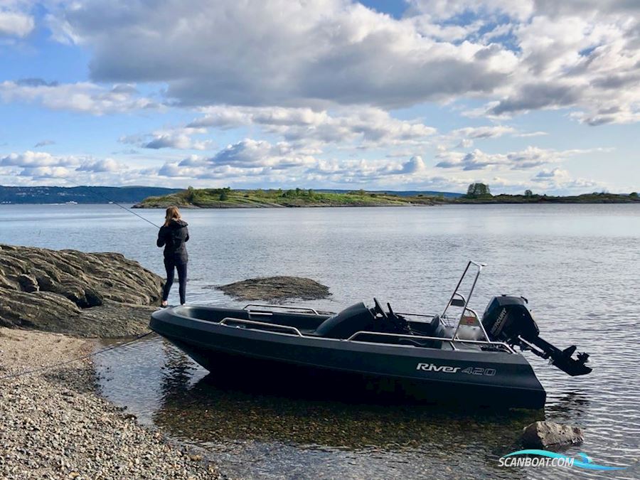 River 420XR
