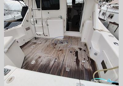 Riviera 33 Motorboat 2003, with Cummins engine, France