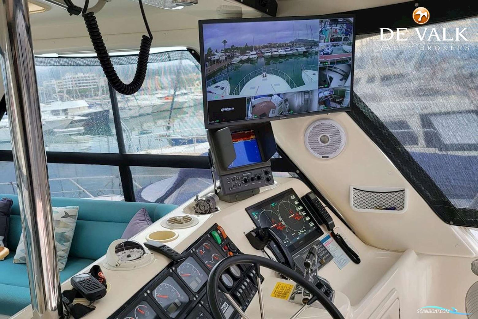 Riviera 48 Flybridge