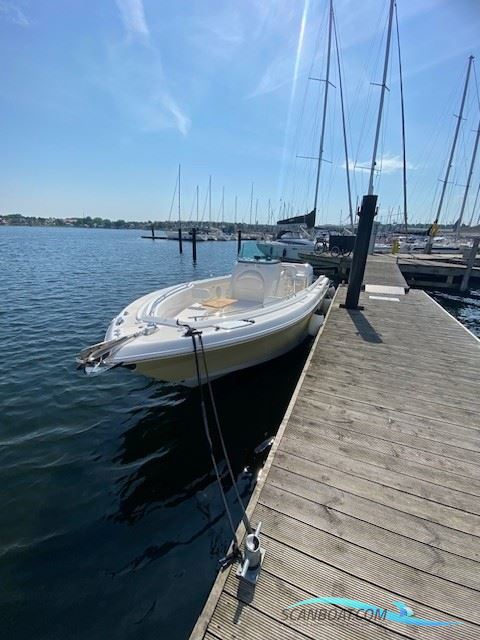Robalo R260