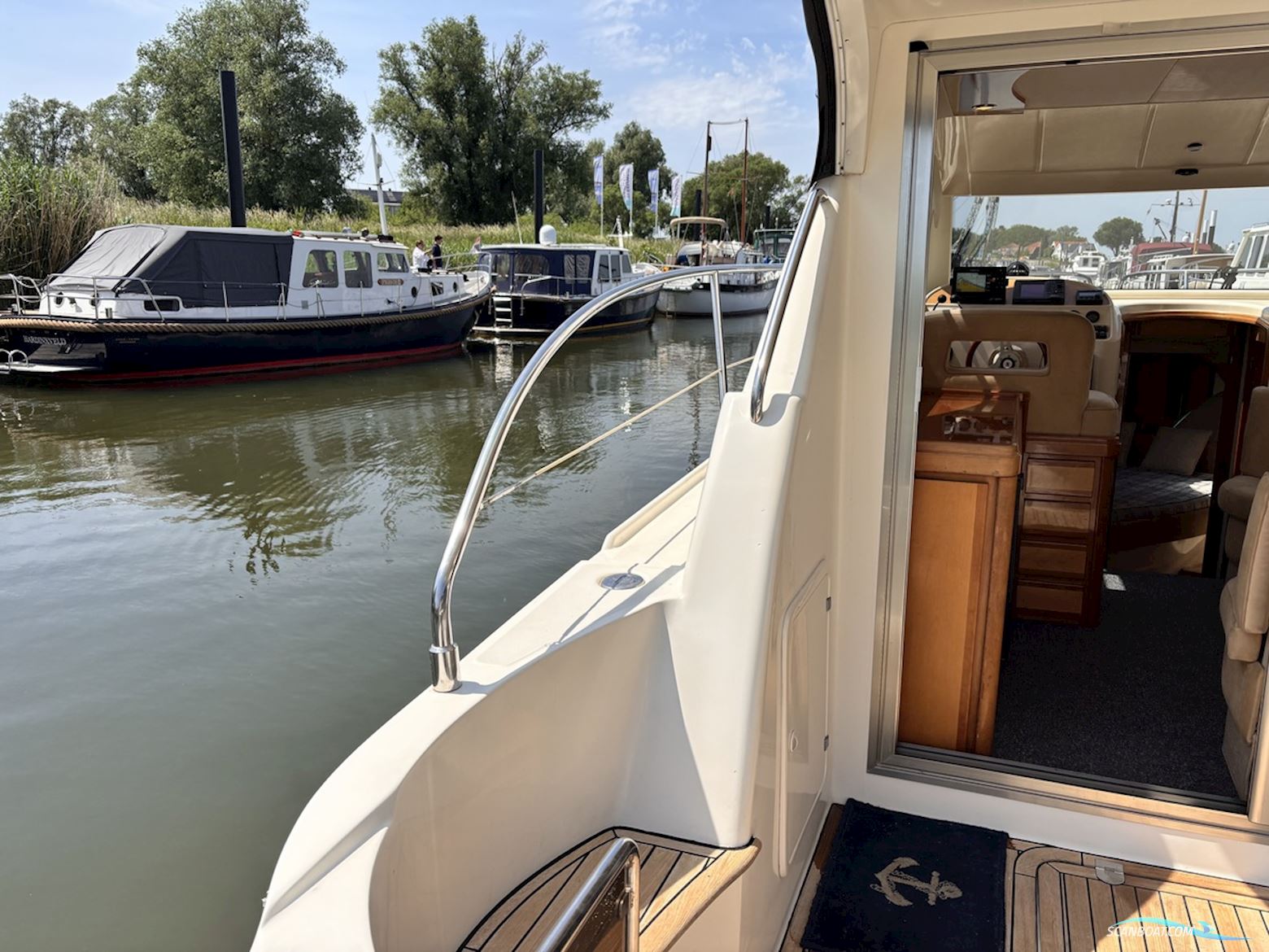 Rodman  30 Cruiser Flybridge