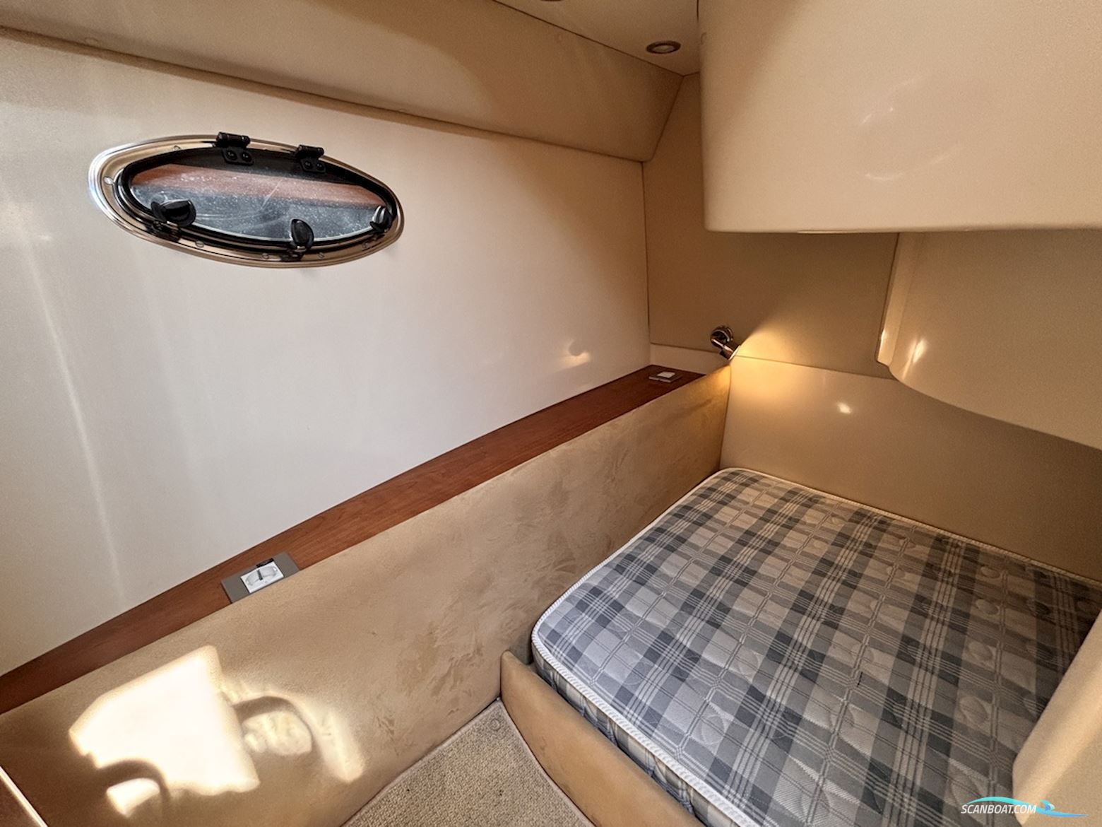 Rodman  30 Cruiser Flybridge