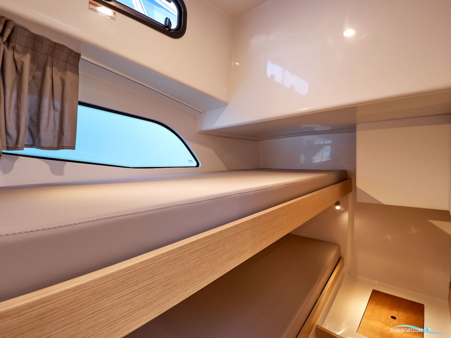 Rodman 1090 Evolution Flybridge