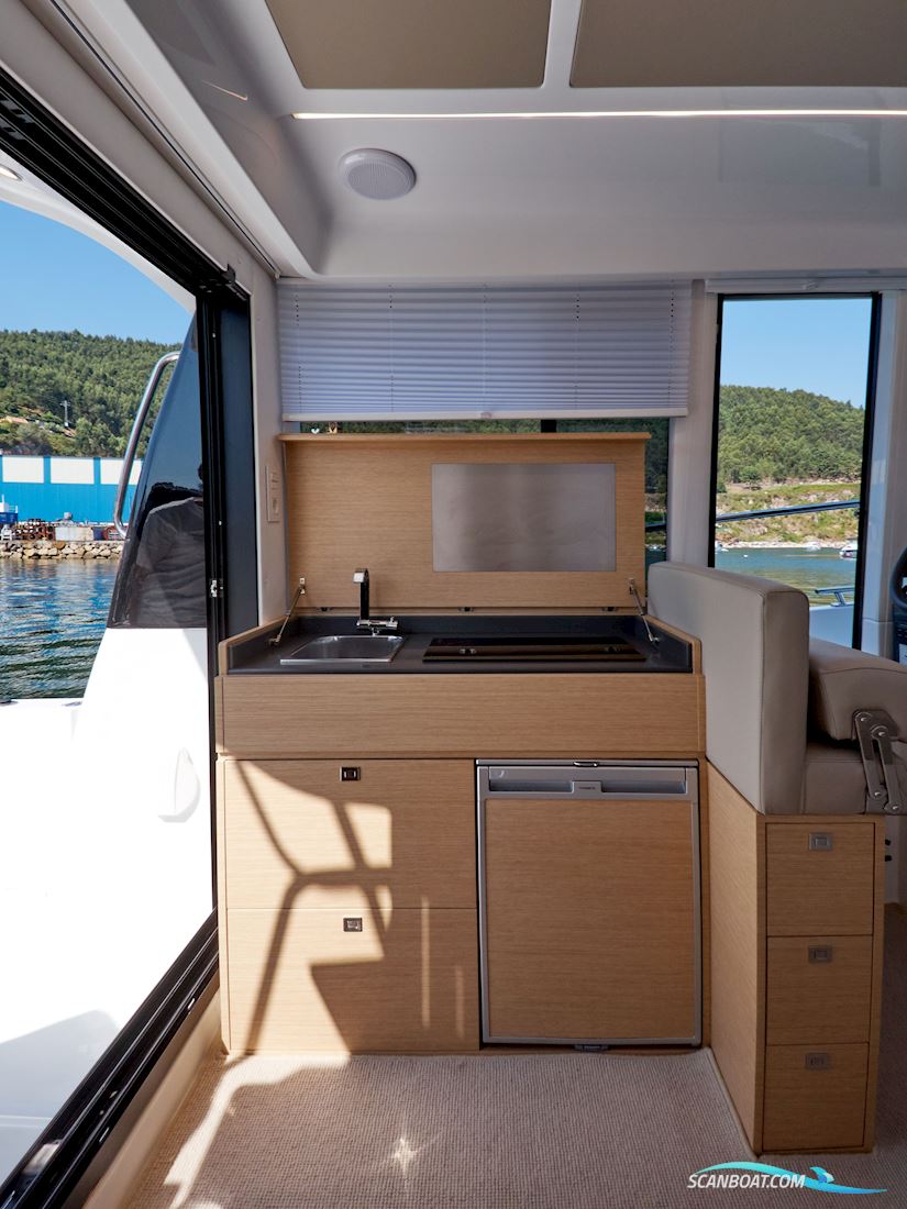 Rodman 1090 Evolution Flybridge