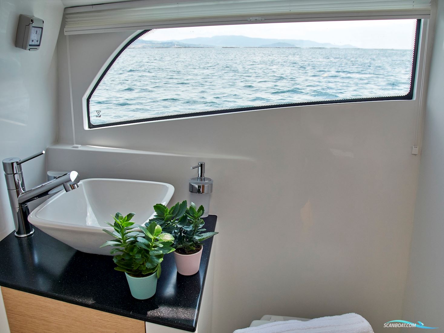 Rodman 1090 Evolution