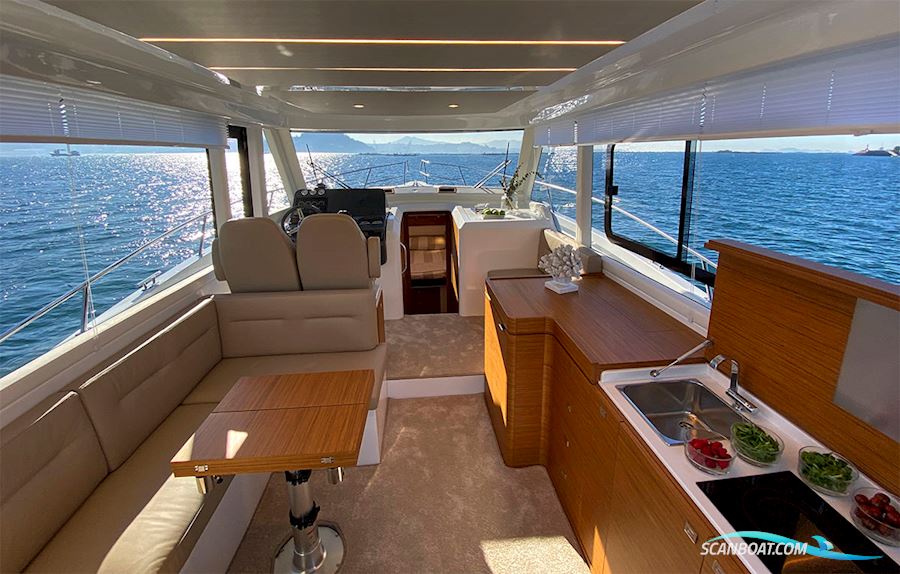 Rodman 1290 Evolution Flybridge