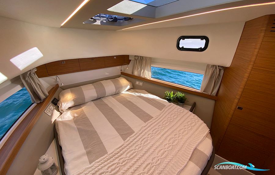 Rodman 1290 Evolution Flybridge