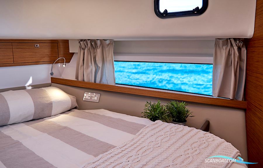 Rodman 1290 Evolution Flybridge