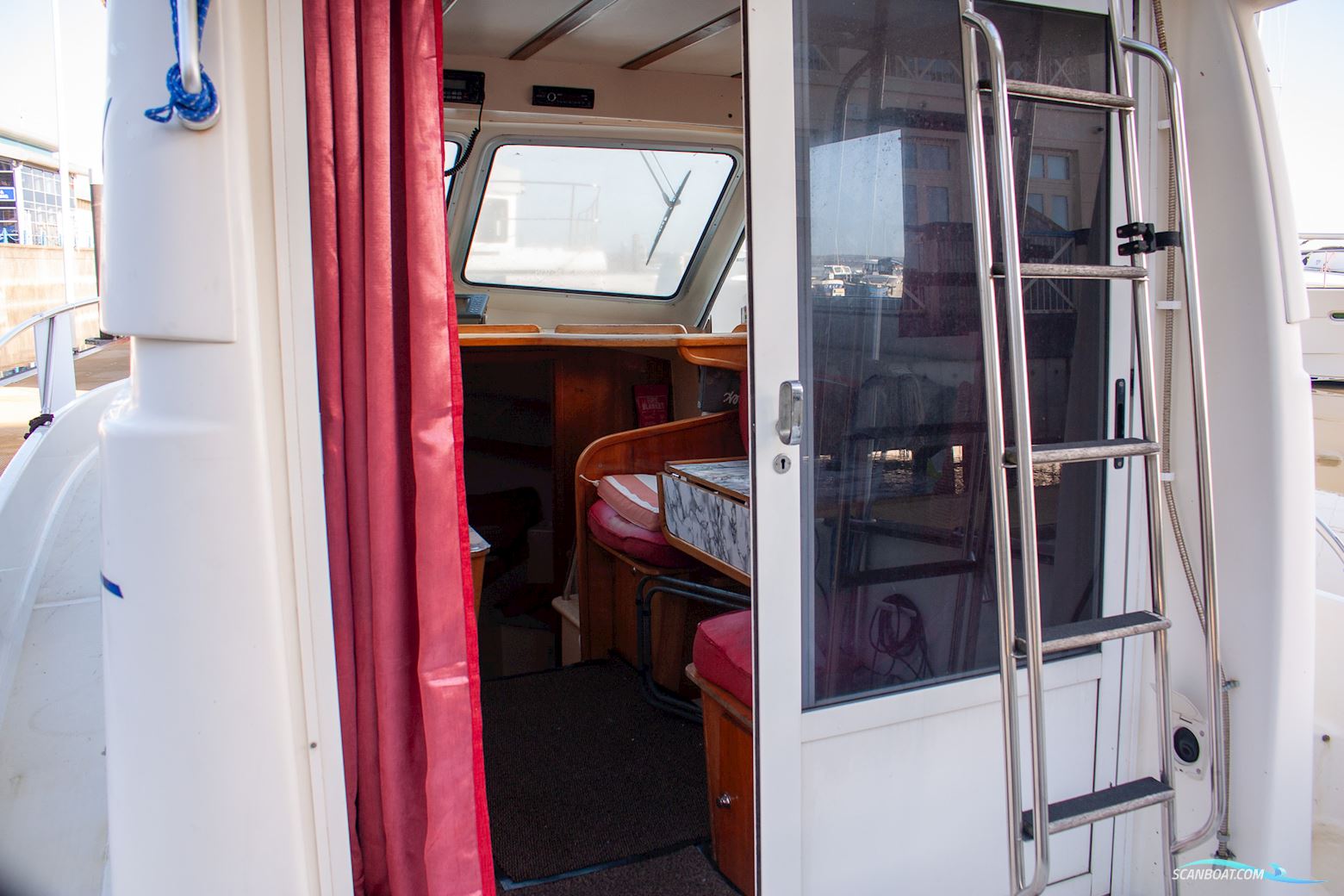 Rodman 800 Flybridge