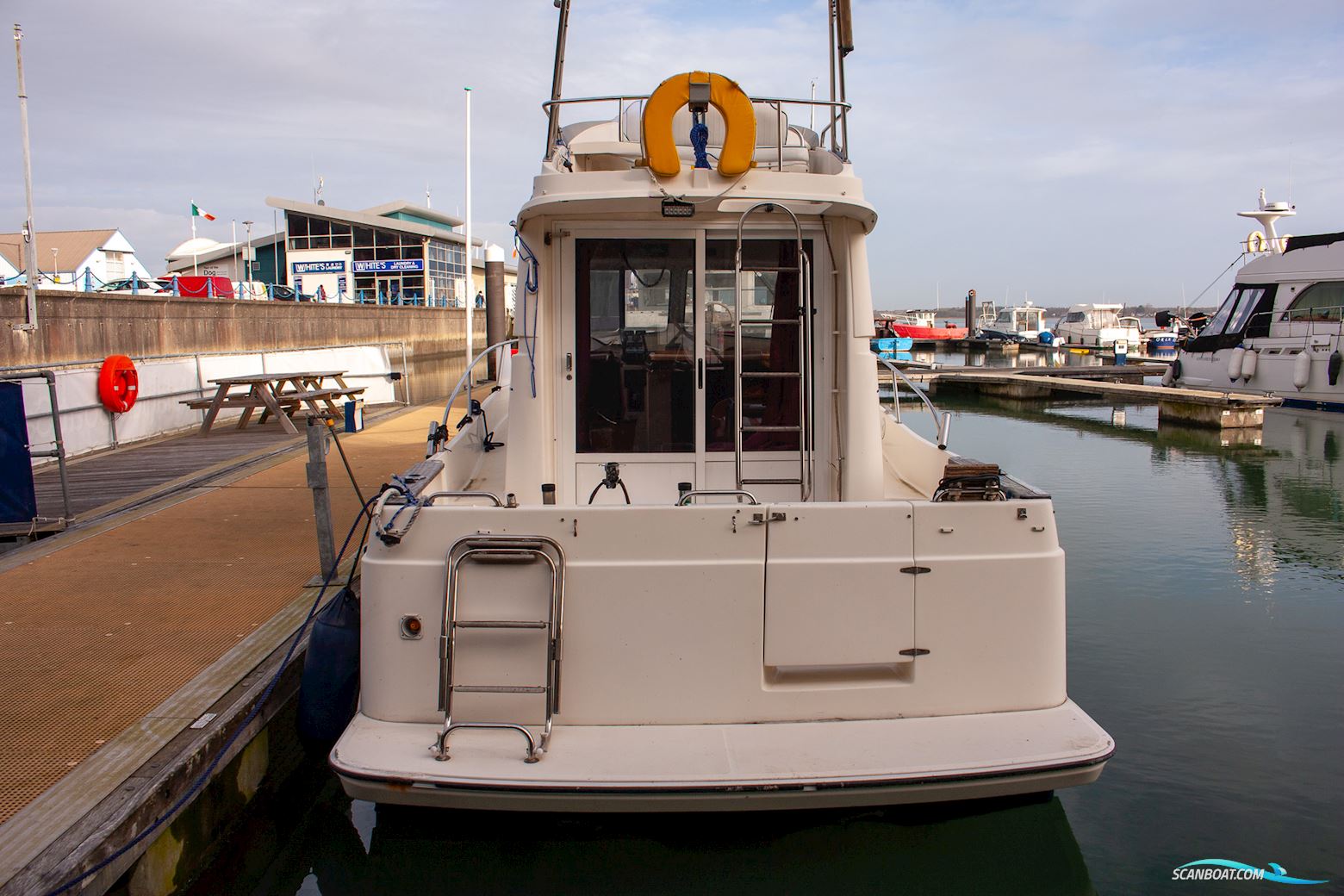 Rodman 800 Flybridge