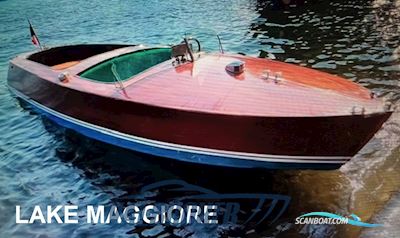 Ronchi Motoscafo in Mogano Motorboat 1955, Italy