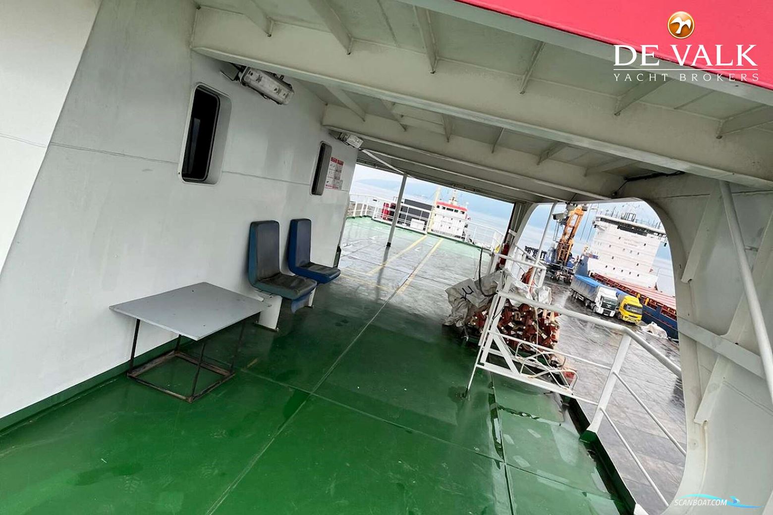 RO/RO PAX DOUBLE ENDED FERRY 90