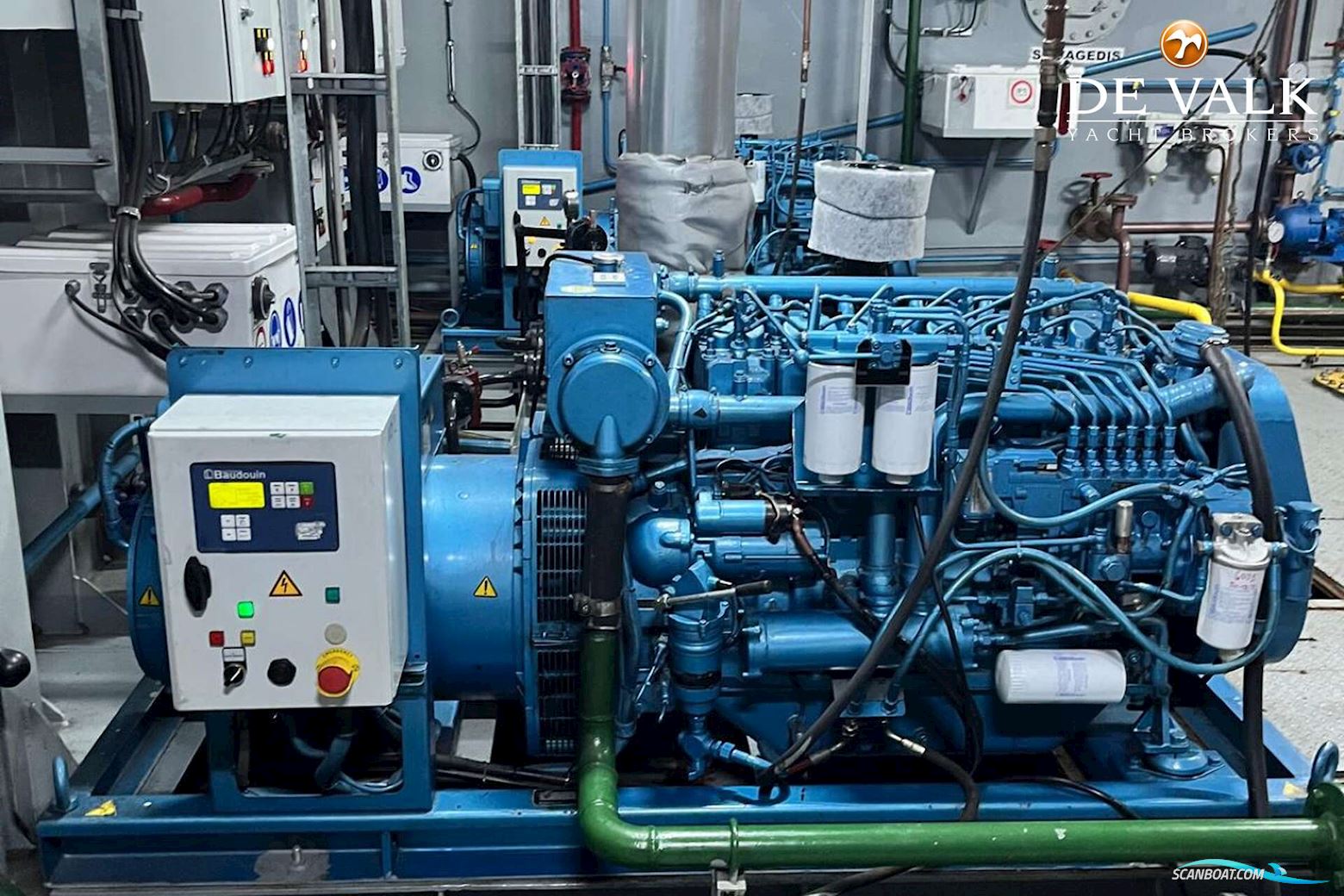 RO/RO PAX DOUBLE ENDED FERRY 90