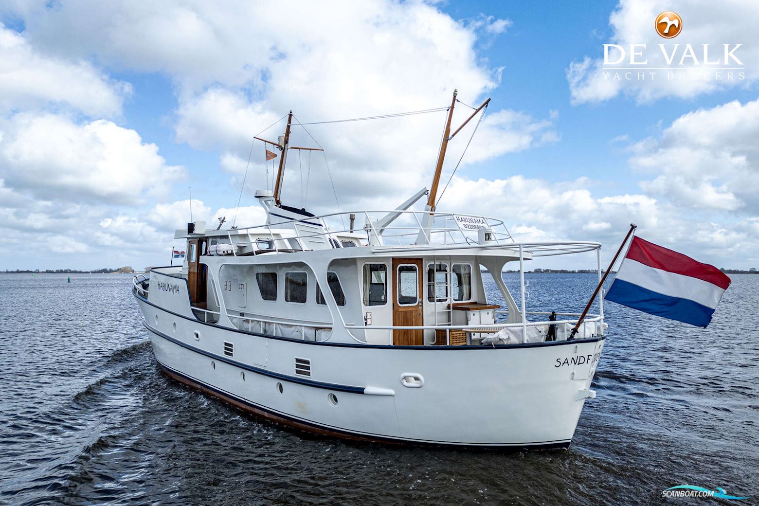 Round Bilged Motor Kotter