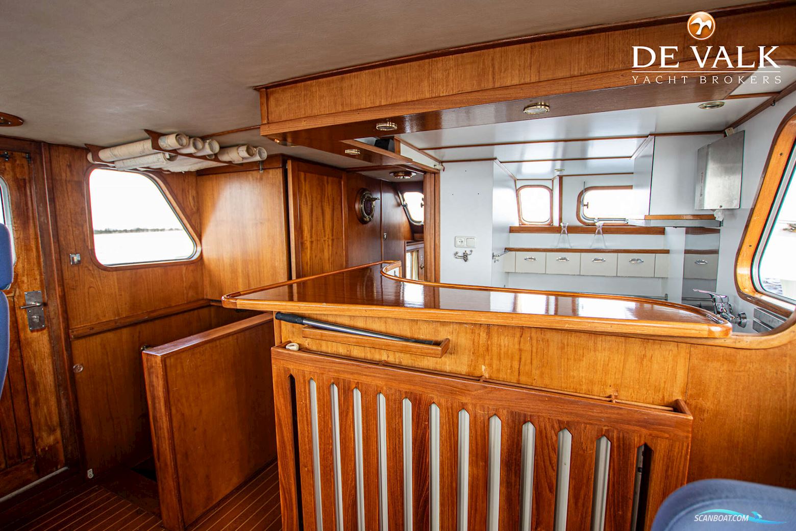 Round Bilged Motor Kotter