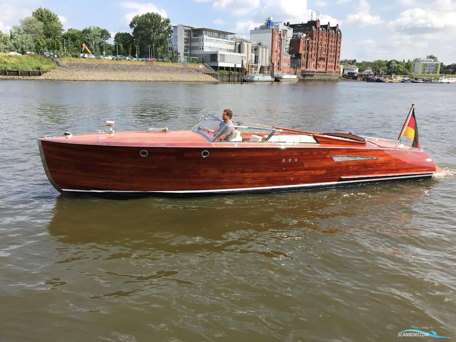 Royal Craft Dolvik 32 Runabout Motorboat 1994, with Mercruiser engine, Germany