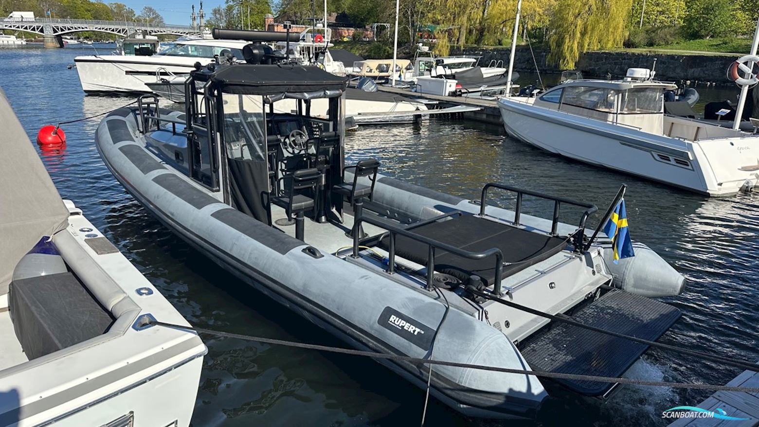 RUPERT 32 CABIN