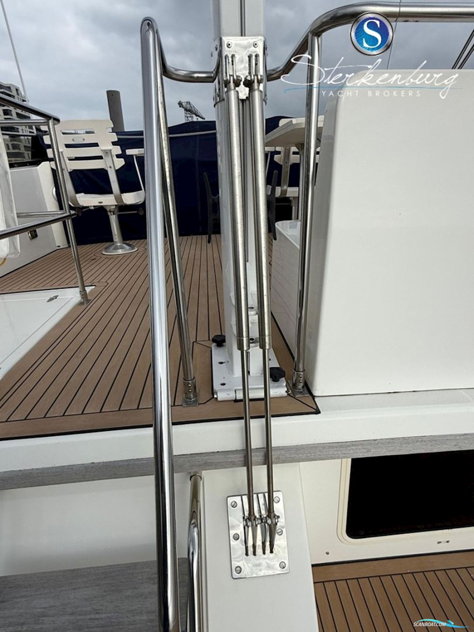 Sabre Yachts Sabreline 47