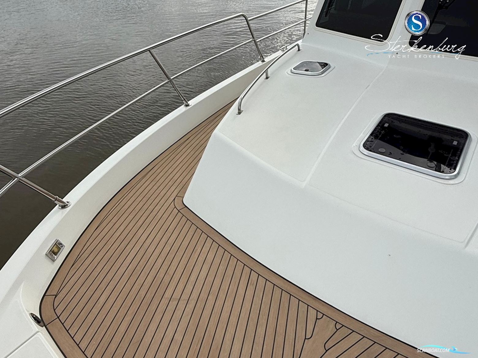 Sabre Yachts Sabreline 47