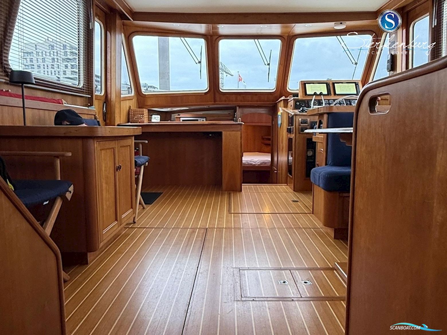 Sabre Yachts Sabreline 47