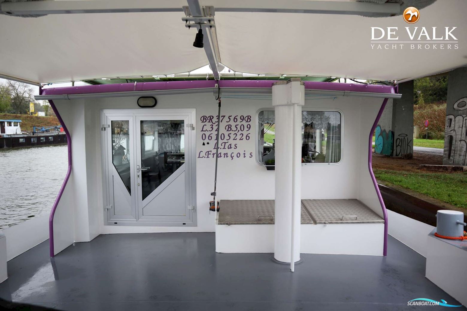 Sailing Houseboat 32M