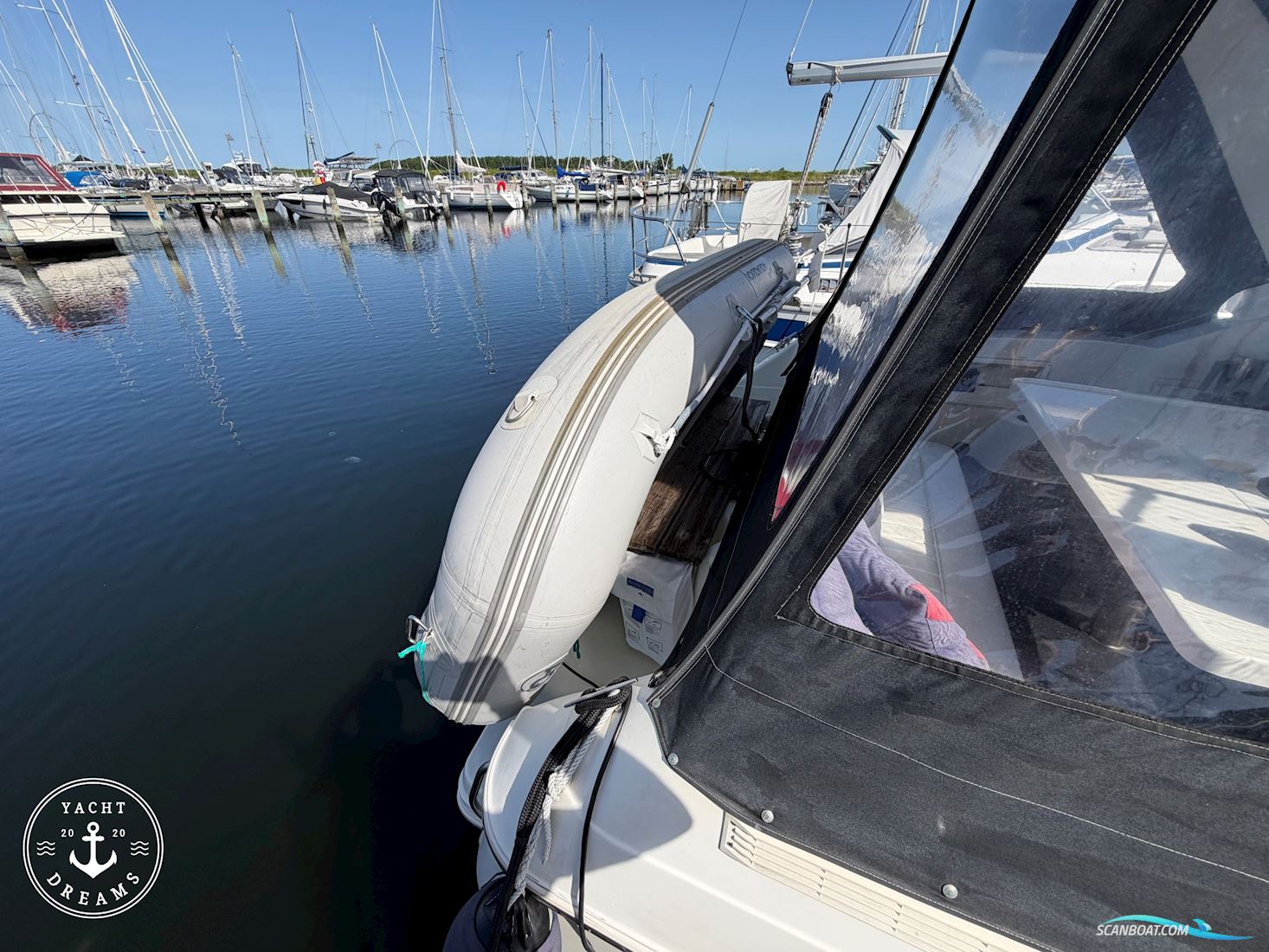 Sanboat Cuddy 980