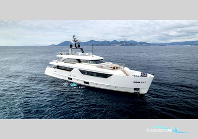 Sanlorenzo  Motorboat 2022, France