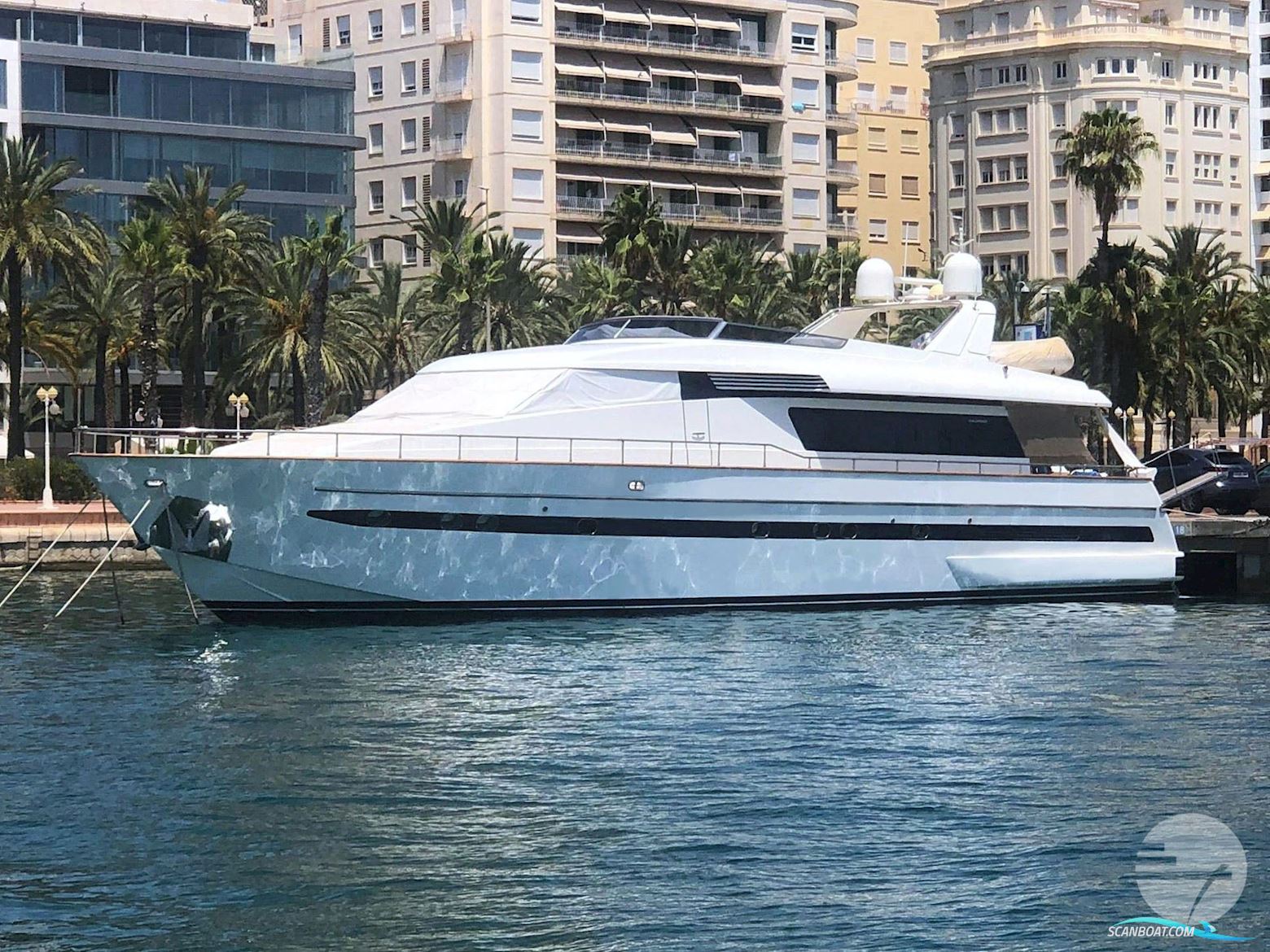 Sanlorenzo 82 Motorboat 1999, with Caterpillar M3412DITA engine, Spain