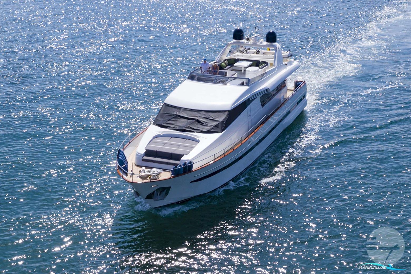 Sanlorenzo SL82