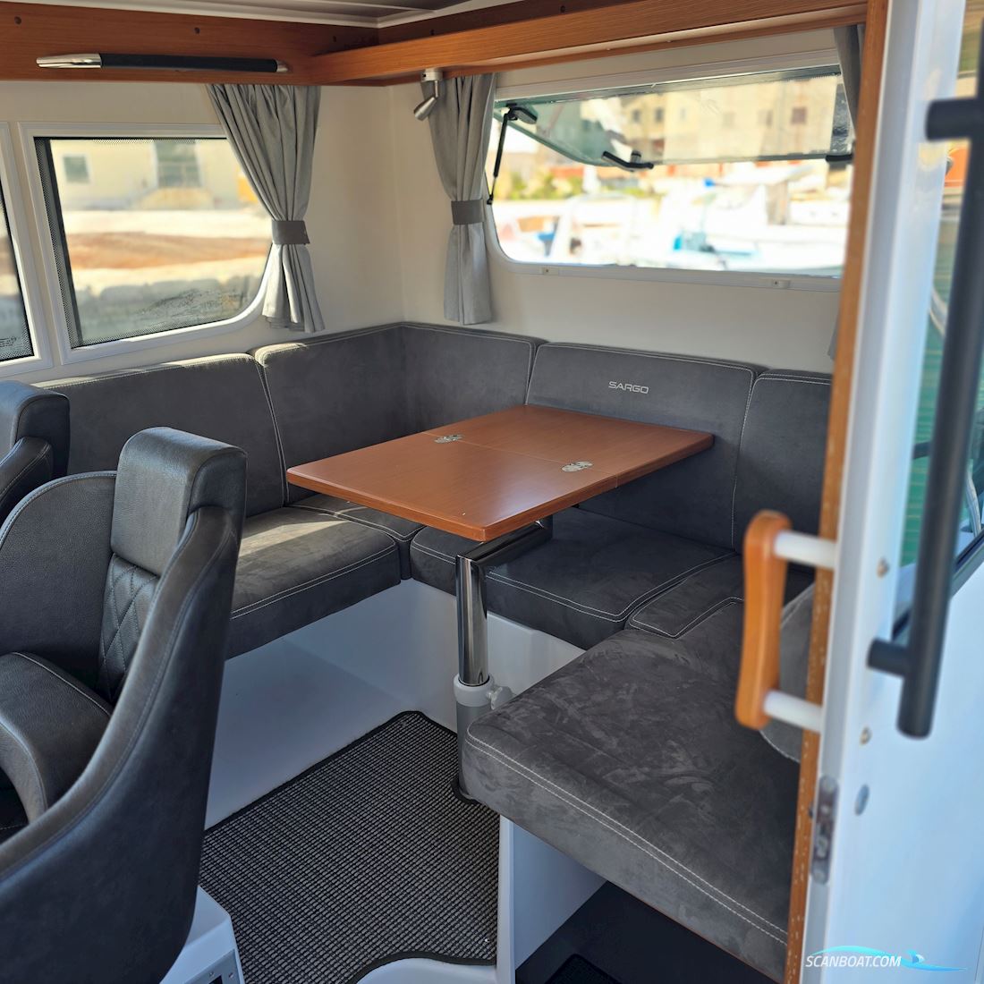 Sargo 28