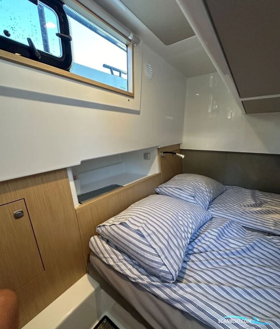 Sargo 31 Aft Door