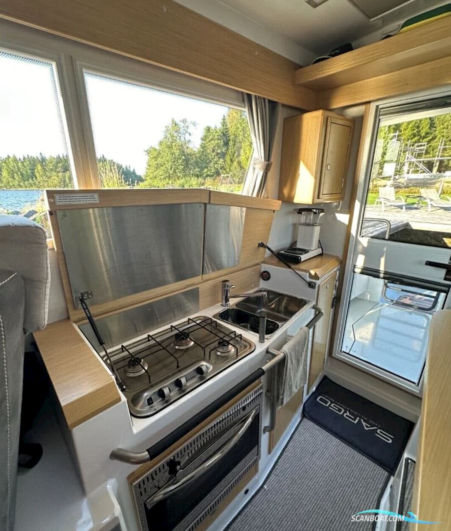 Sargo 31 Aft Door