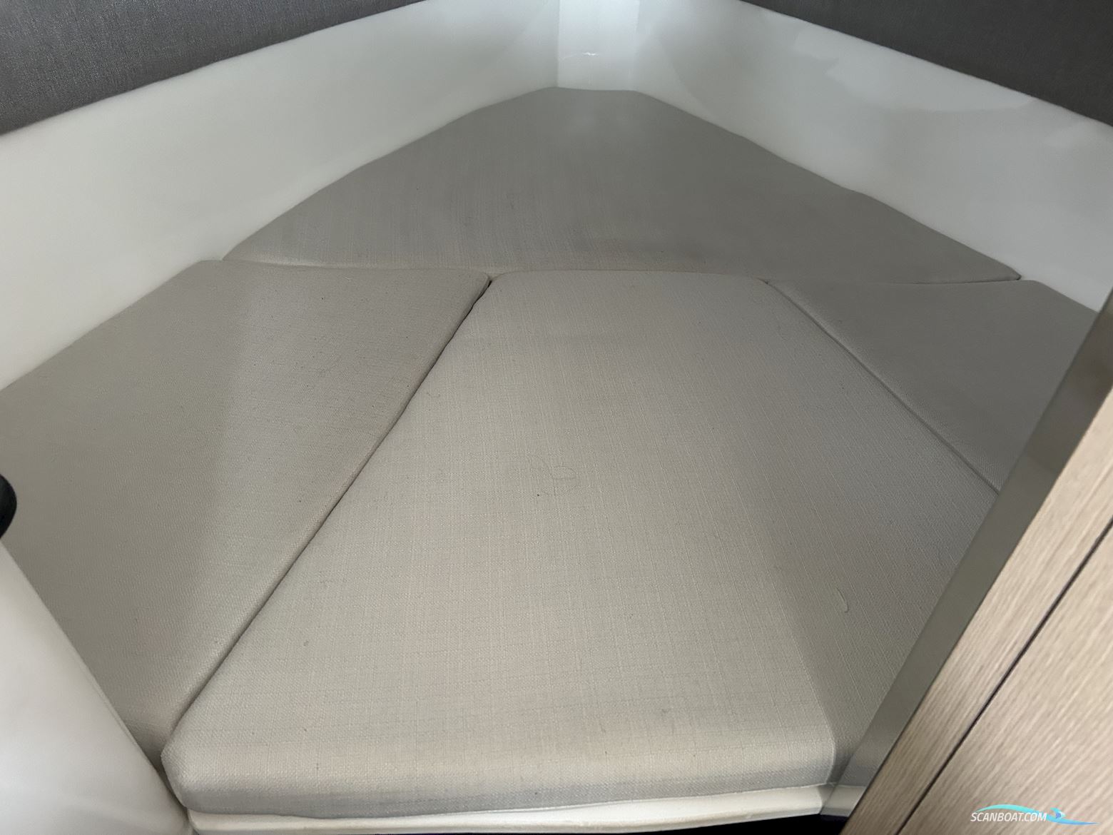 Saver 690 Cabin Sport