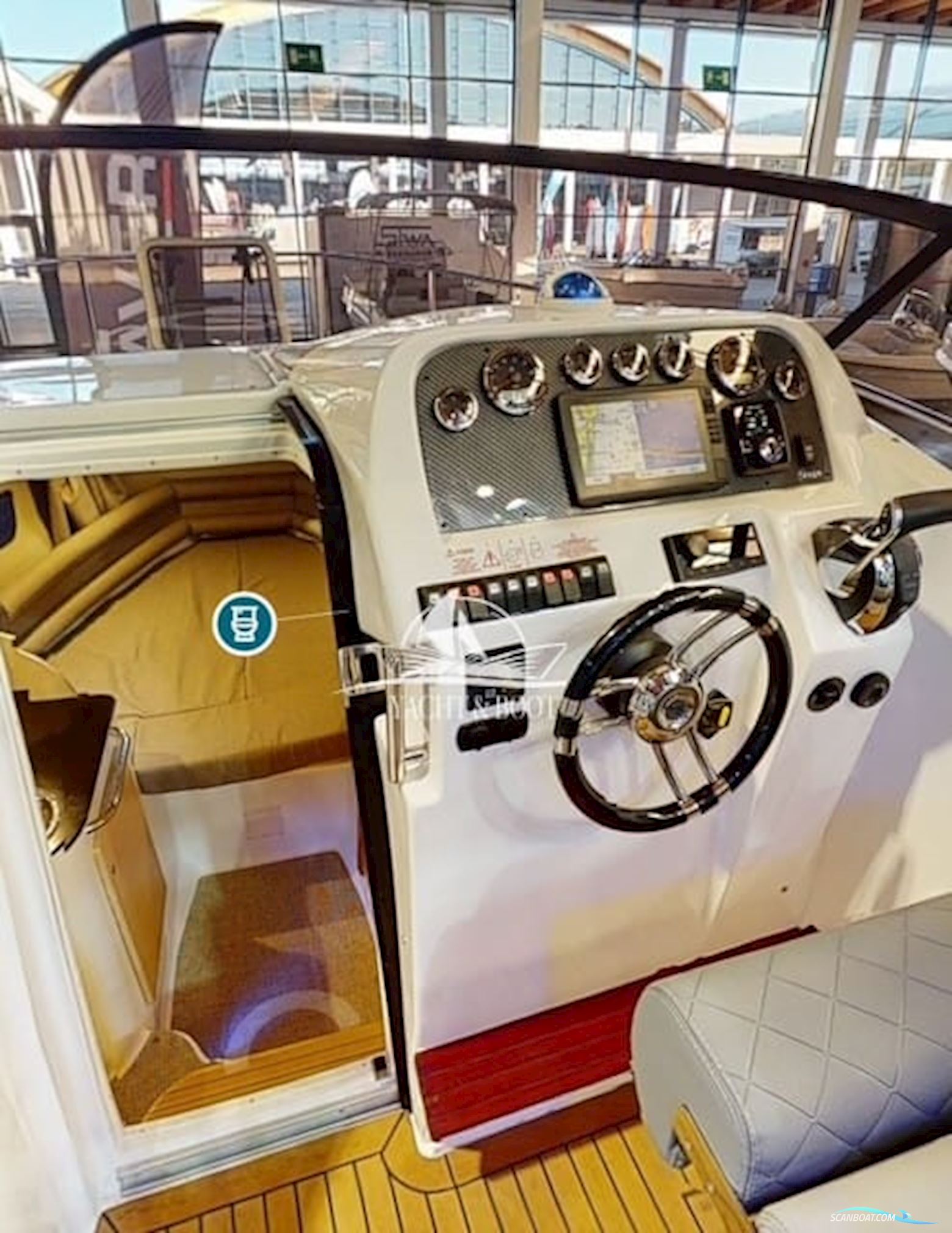 Saver 830 Cabin
