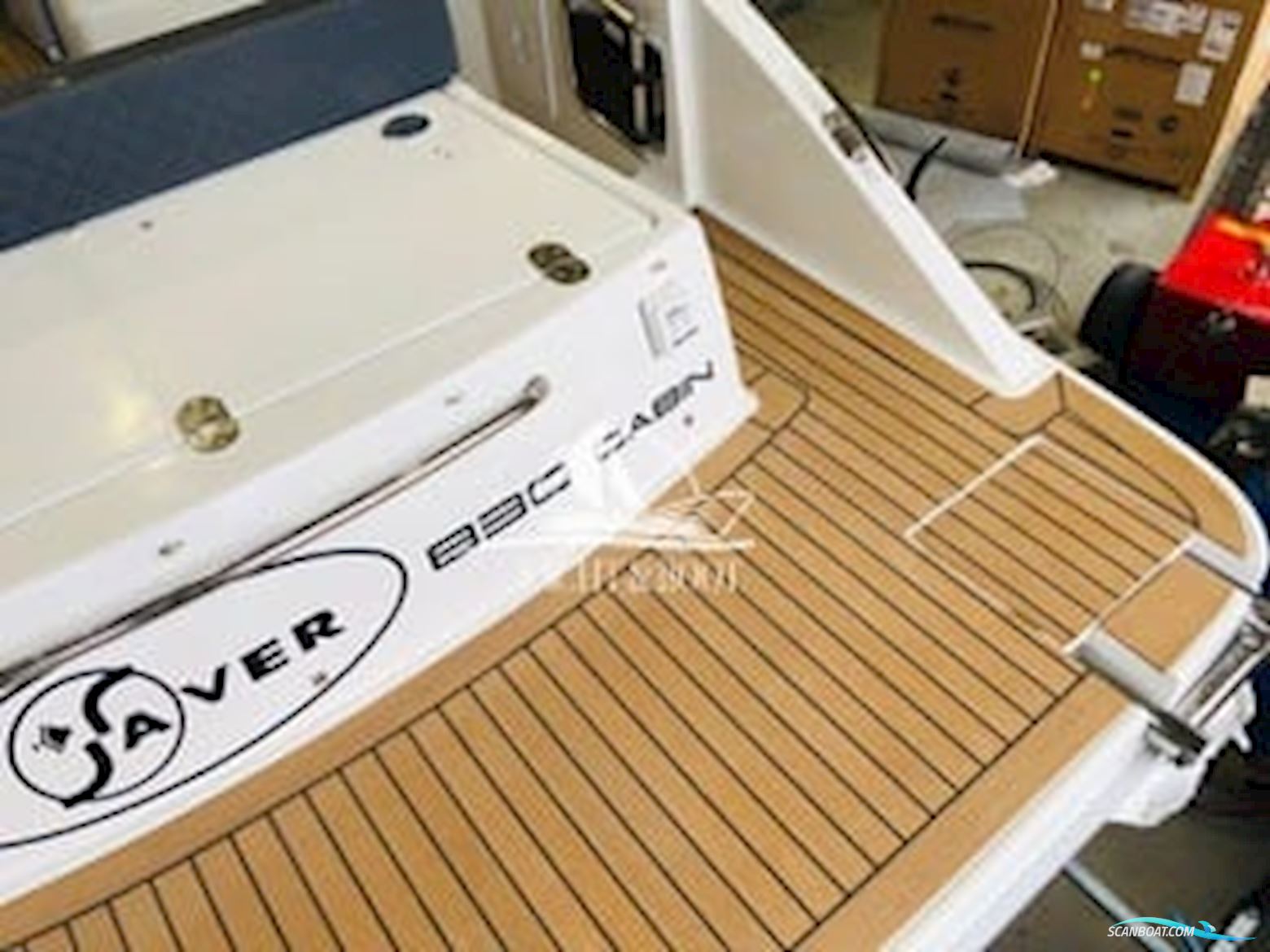Saver 830 Cabin