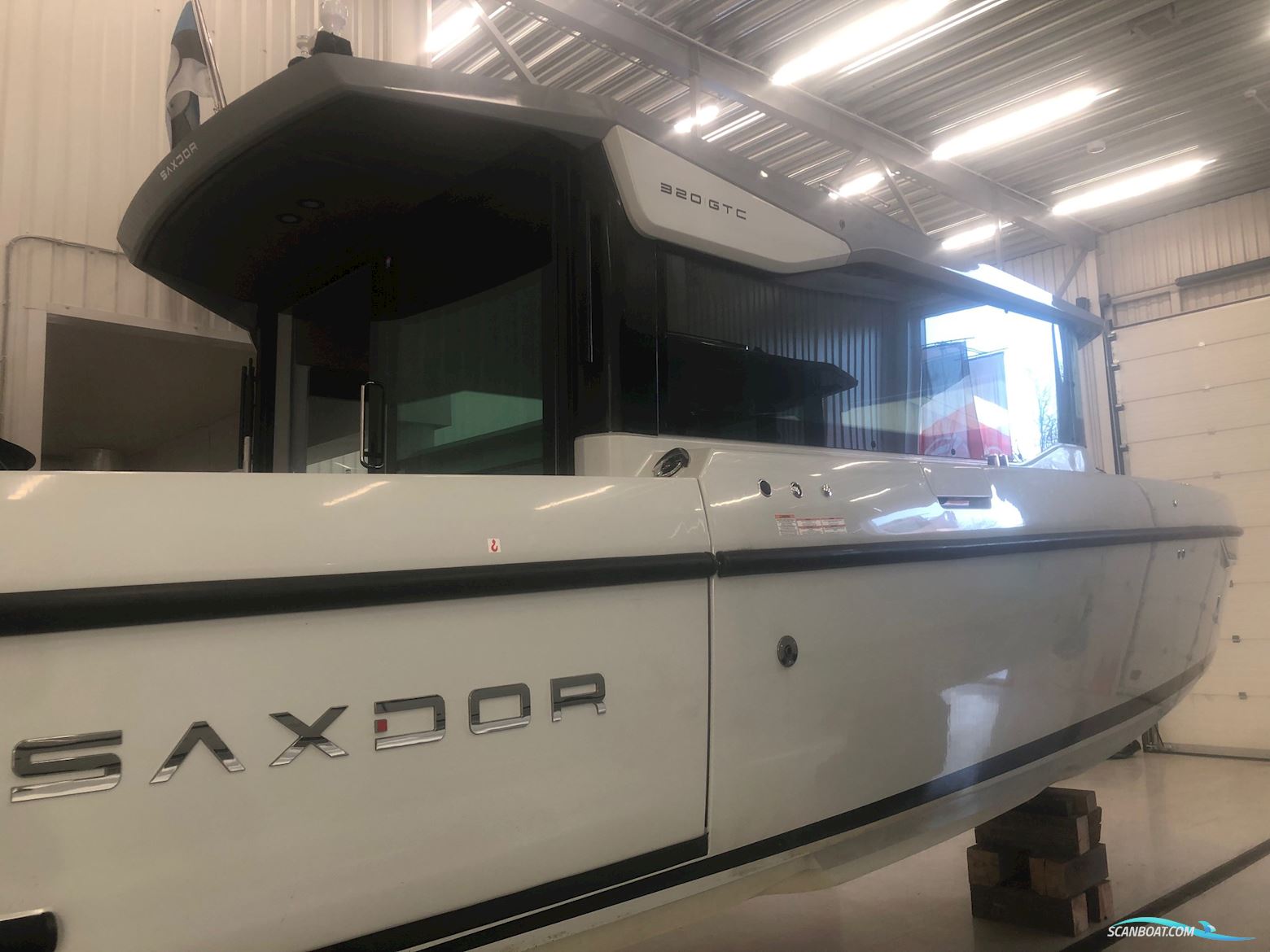 SAXDOR 320 GTC