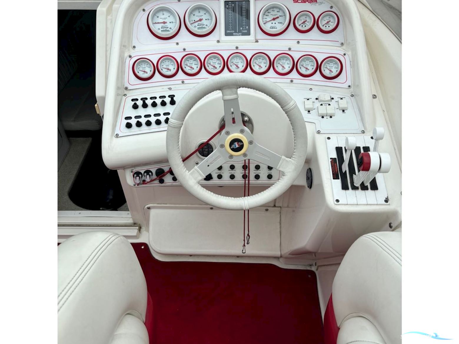 SCARAB 33 AVS 2  x 500 HK.